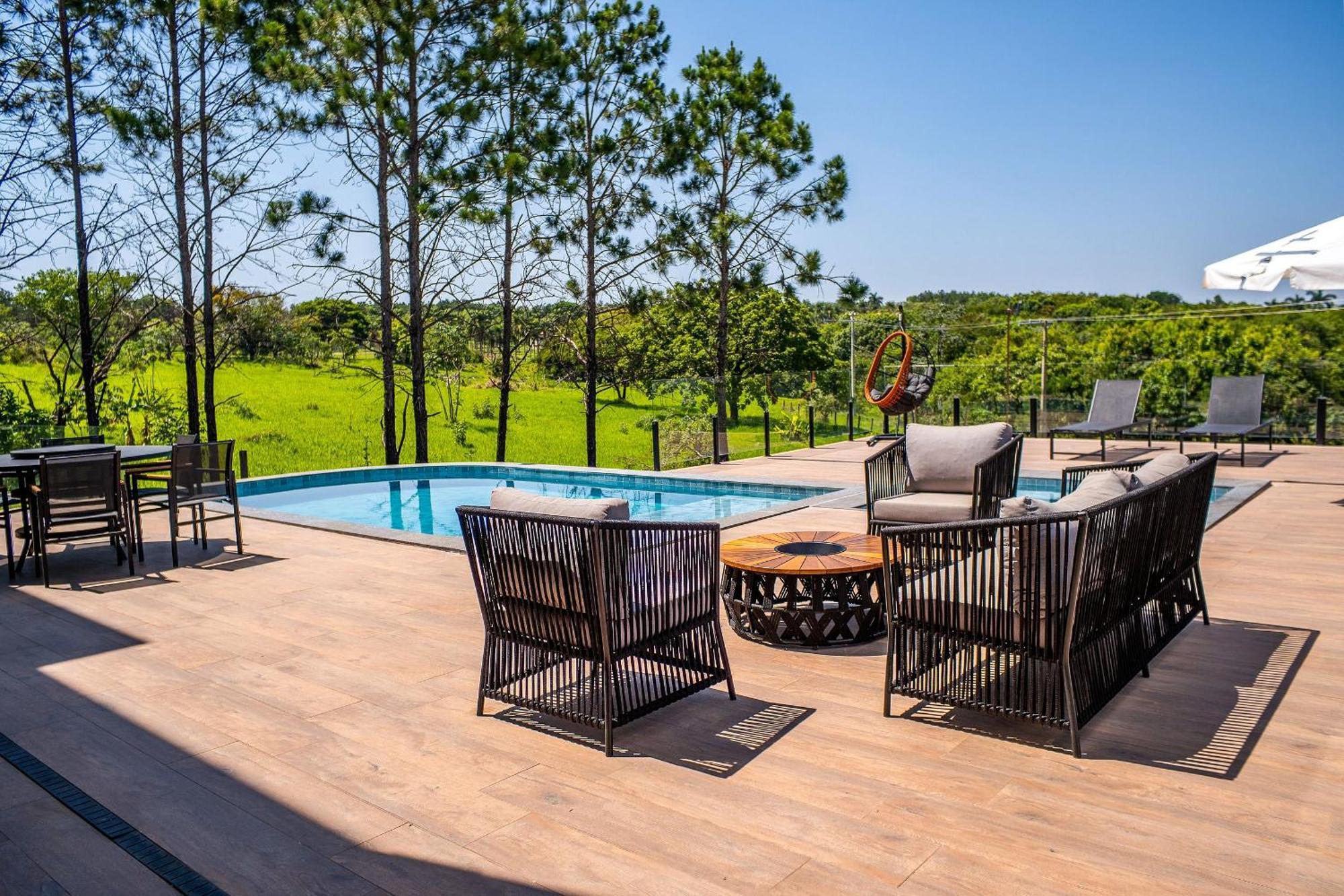 Pousada Com Piscina, Jacuzzi E Com Vista Em Capitolio - Casa Decore Экстерьер фото