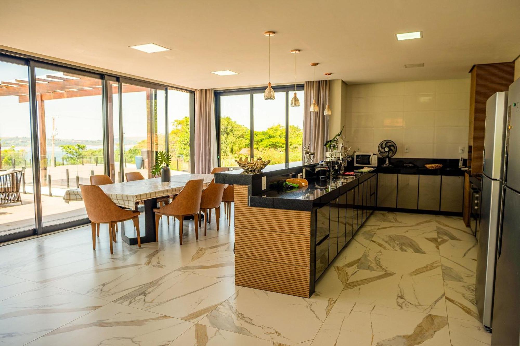 Pousada Com Piscina, Jacuzzi E Com Vista Em Capitolio - Casa Decore Экстерьер фото