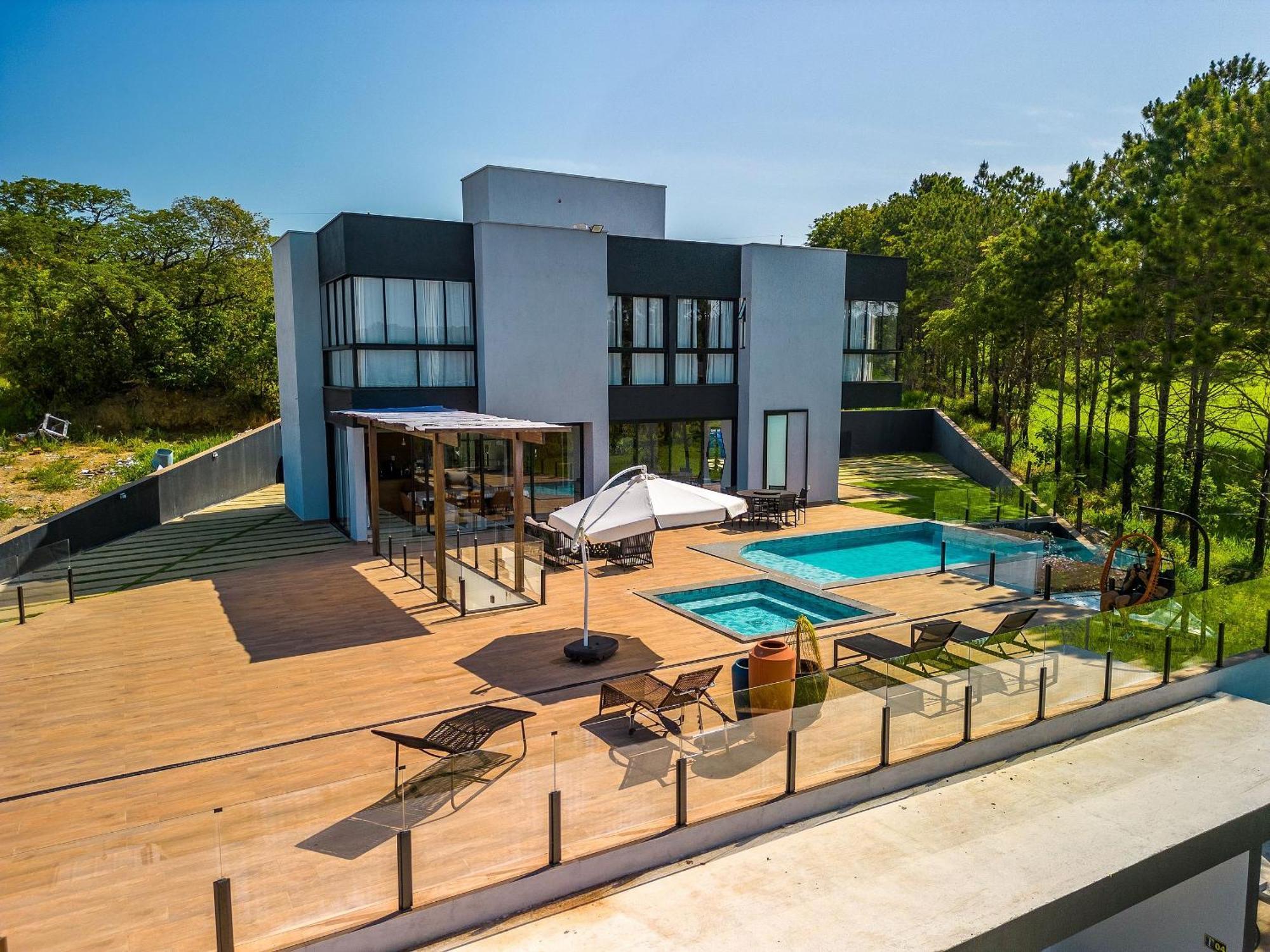 Pousada Com Piscina, Jacuzzi E Com Vista Em Capitolio - Casa Decore Экстерьер фото